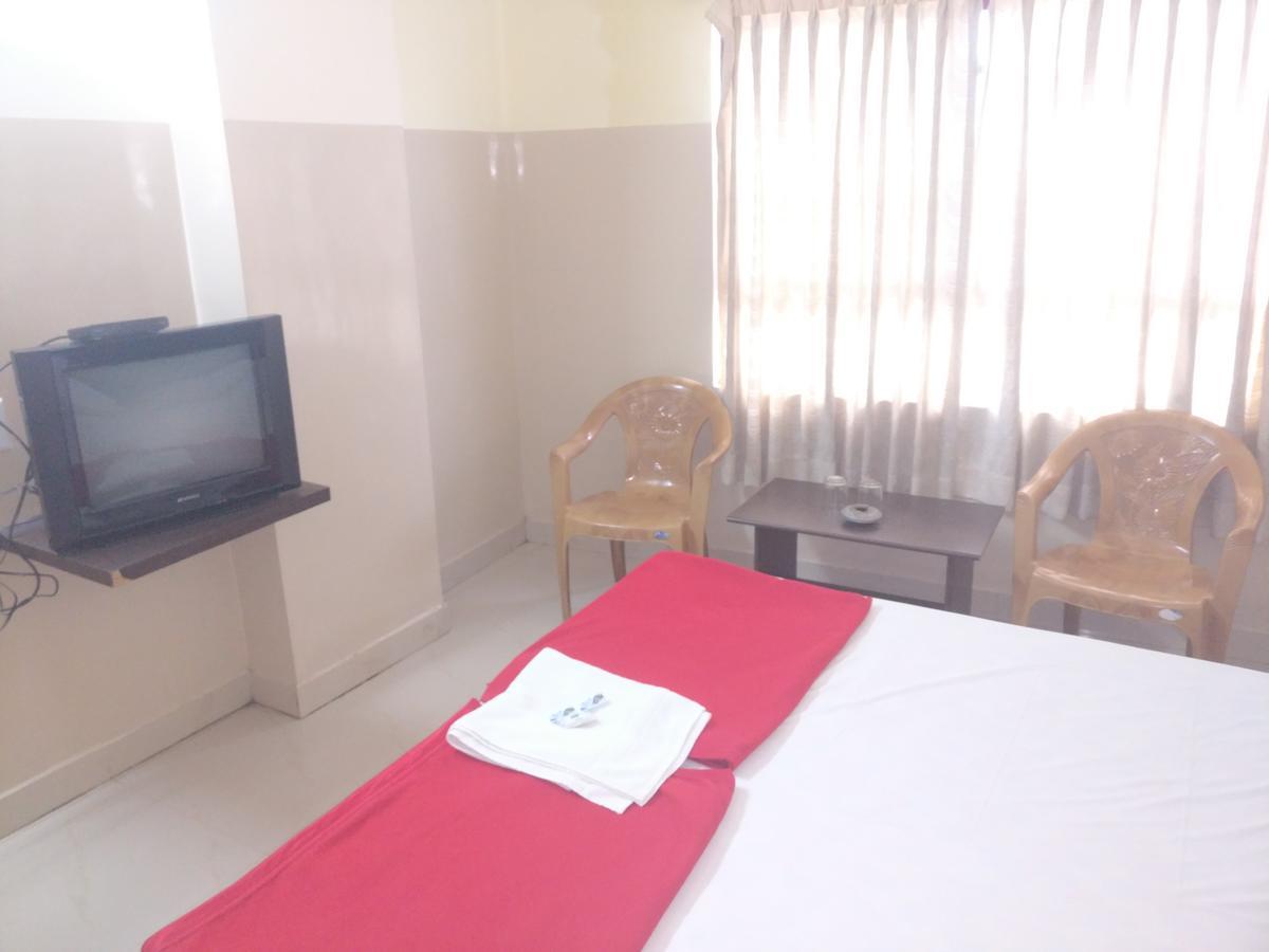 Subhadra Comforts Hotel Shimoga Exterior foto