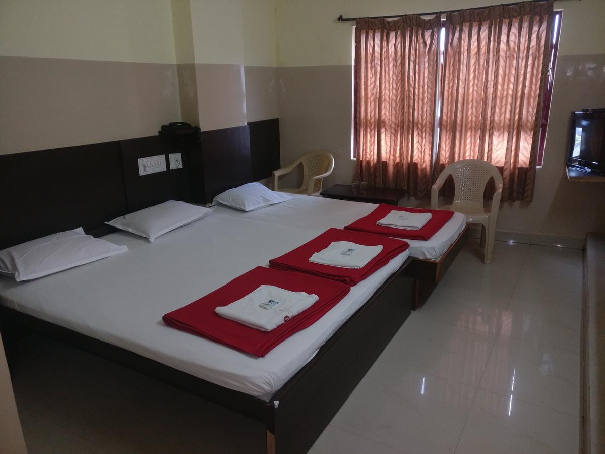 Subhadra Comforts Hotel Shimoga Exterior foto